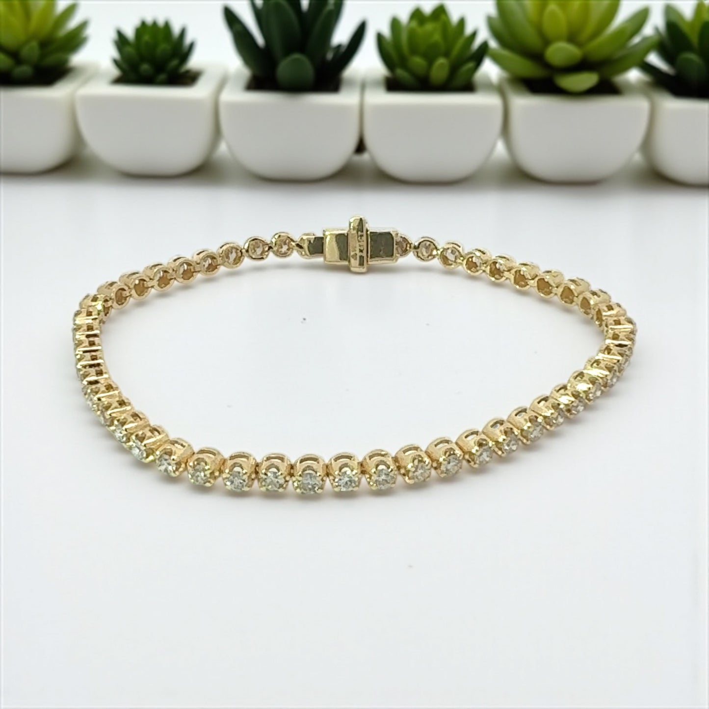 Tennis Bracelet Yellow Gold