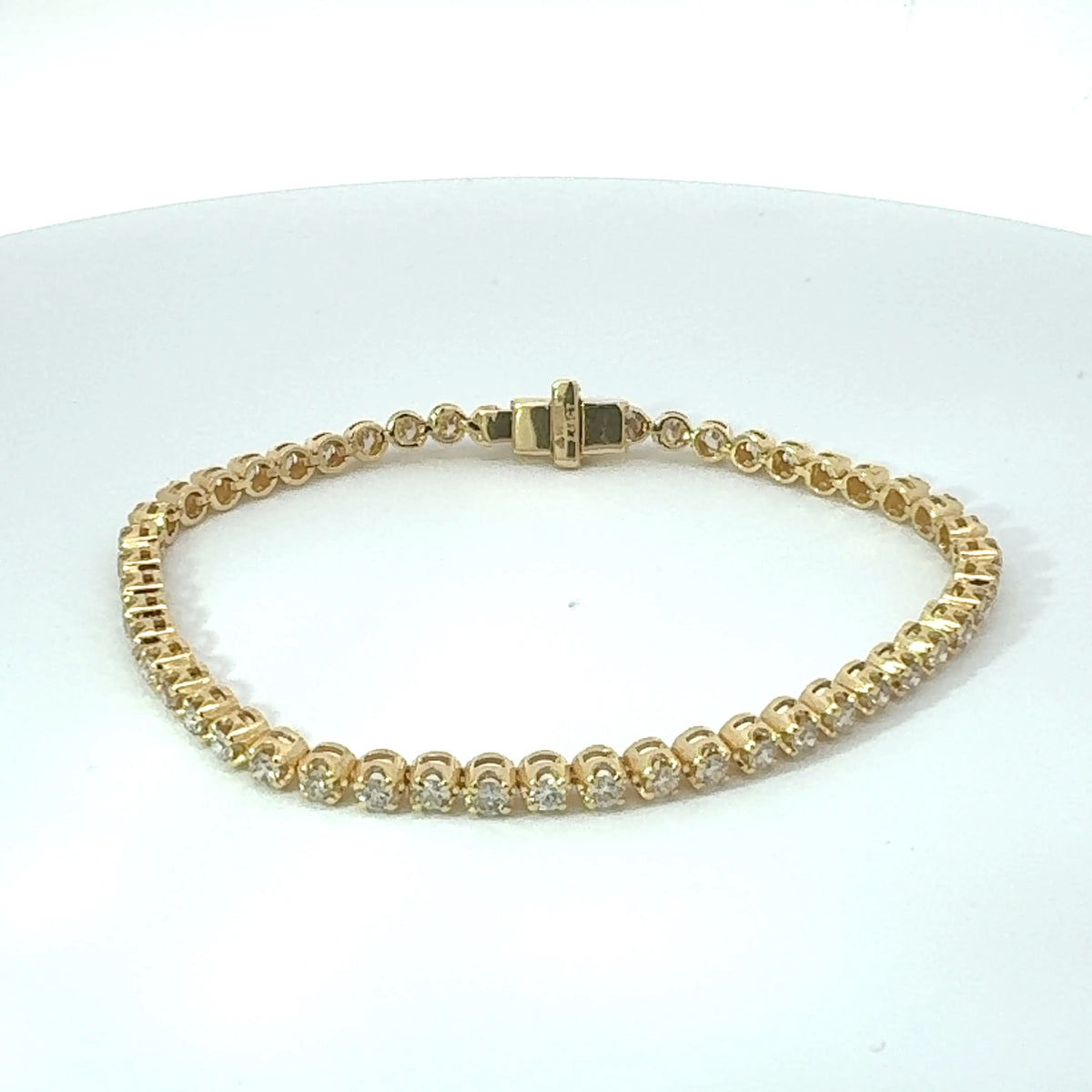 Tennis Bracelet Yellow Gold